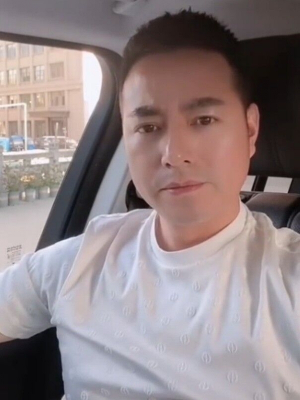 勿忘初心的第一张照片--尤溪交友网